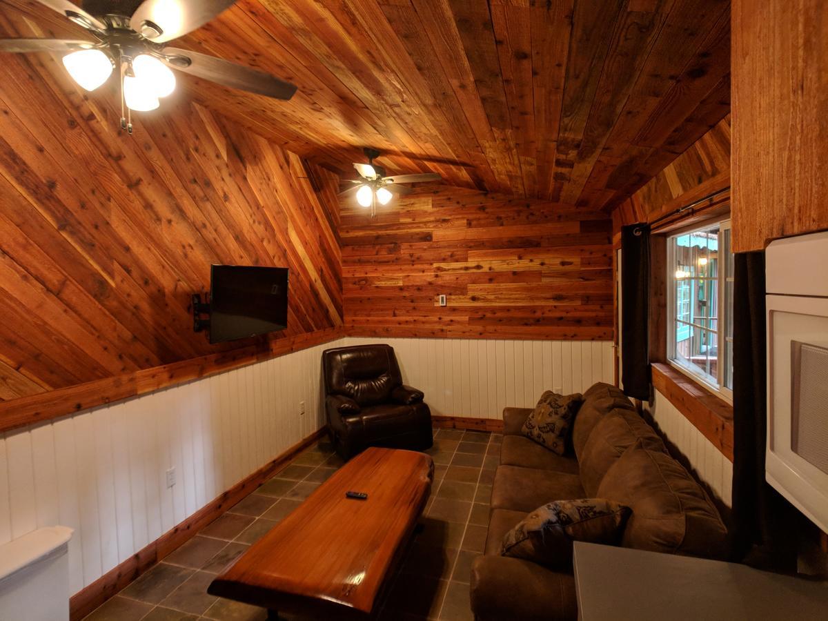 Emerald Forest Cabins Trinidad Extérieur photo