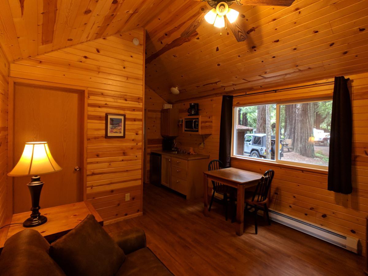 Emerald Forest Cabins Trinidad Extérieur photo